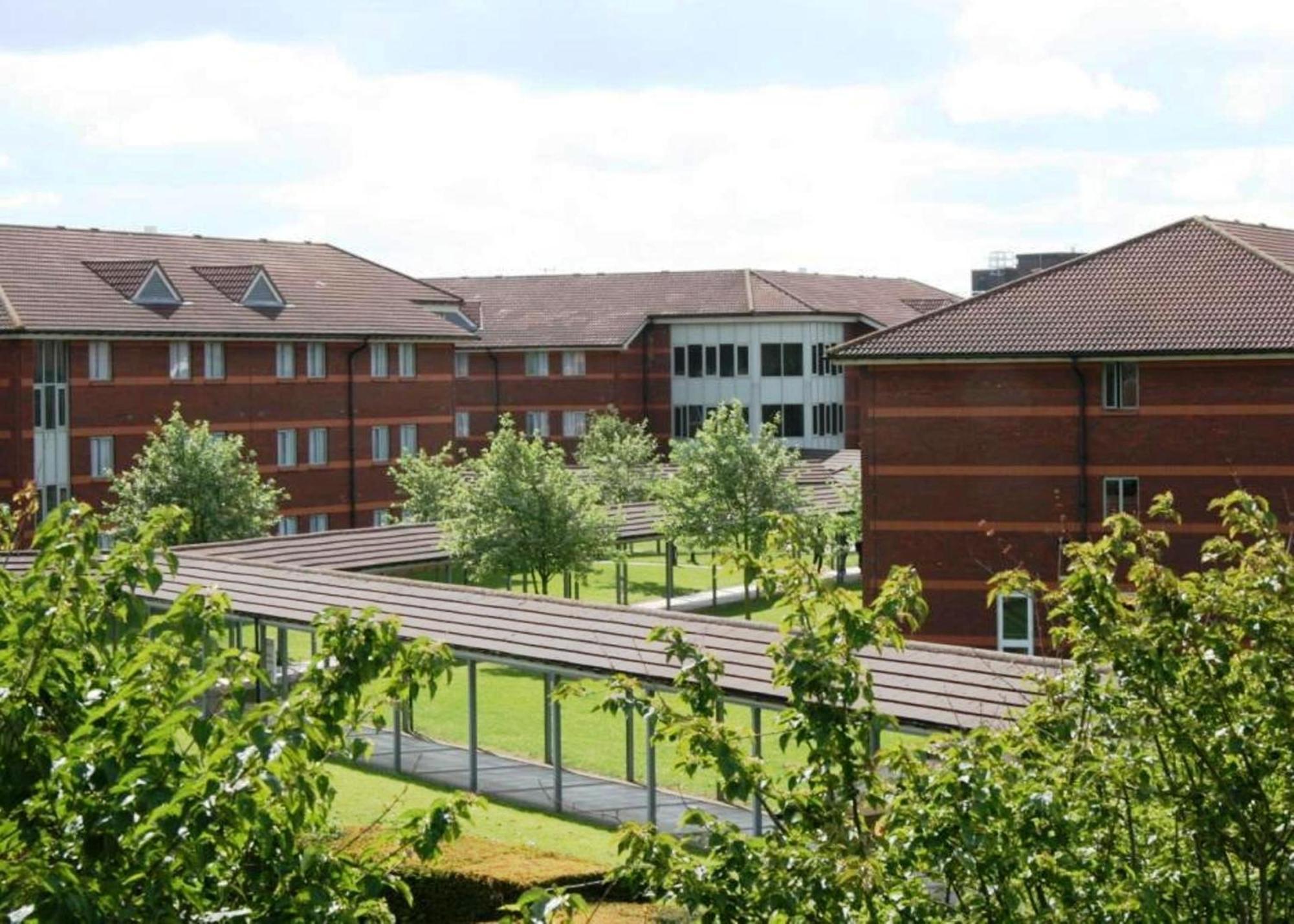 Yarnfield Park Training And Conference Centre Ξενοδοχείο Stone  Εξωτερικό φωτογραφία