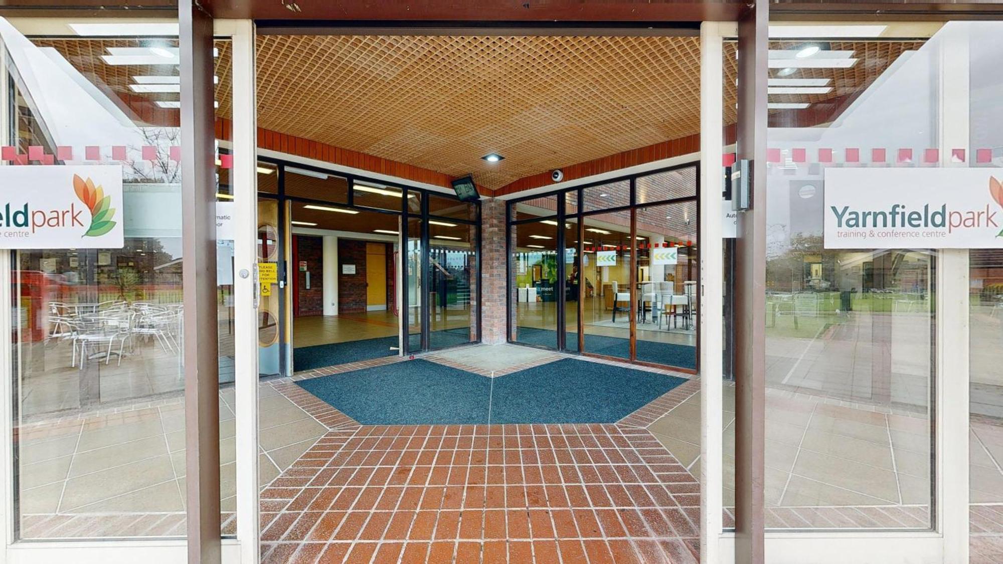 Yarnfield Park Training And Conference Centre Ξενοδοχείο Stone  Εξωτερικό φωτογραφία